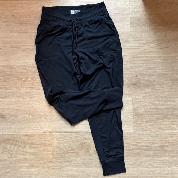 Lole Black Fitness Joggers - Picture 1 of 3